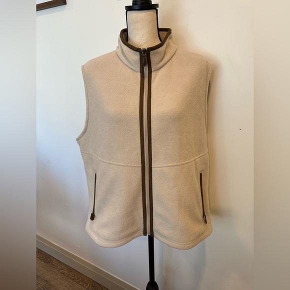 North End All Climate Wear XXL  beige fleece vest EUC zip front and zip pockets - Picture 1 of 7